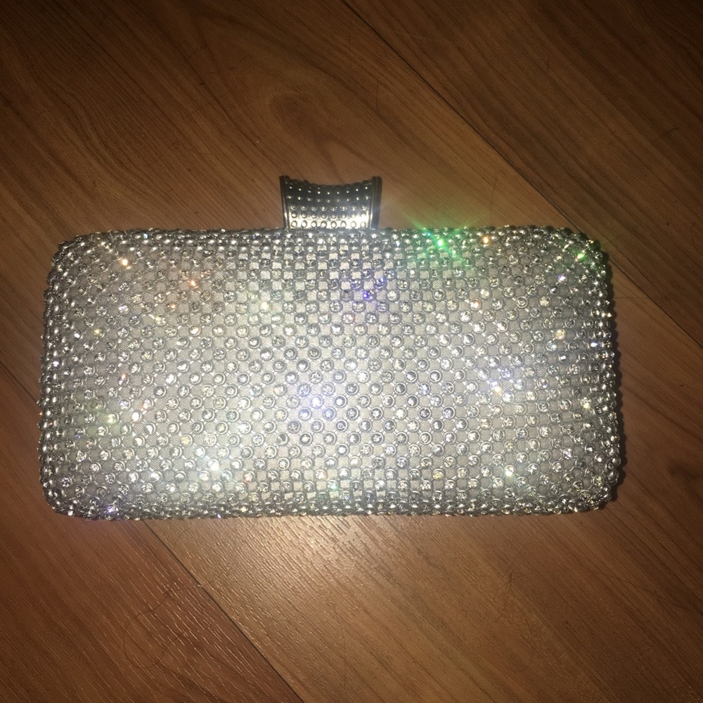 Hand bag